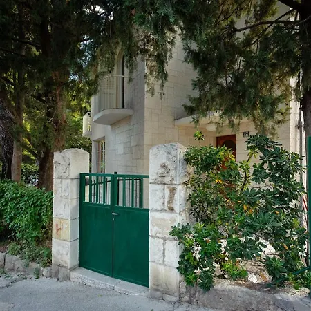 Vila Linda